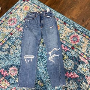 Abercrombie and Fitch Jeans size 2 SHORT / 26 / Ankle Straight Ultra High Rise